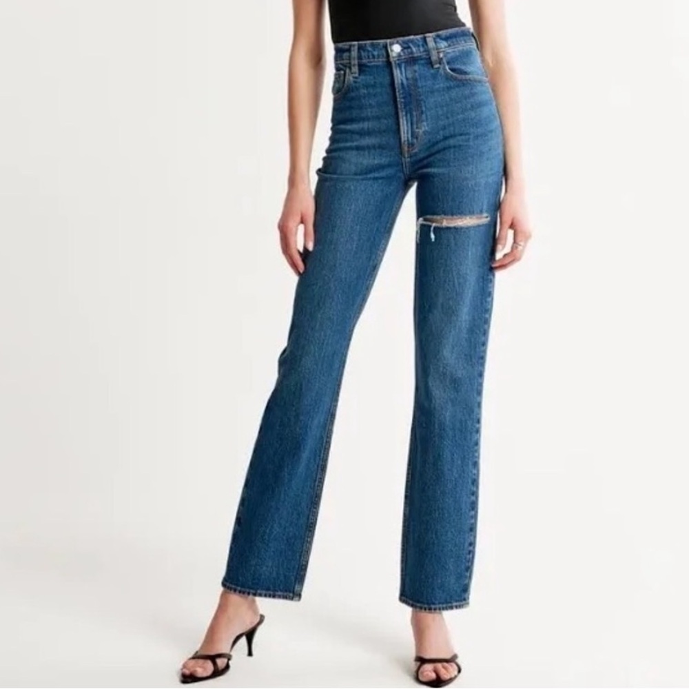 Abercrombie & Fitch The 90’s Straight Ultra High Rise Jeans
